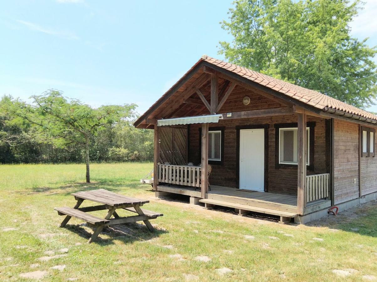 Camping Familial Les Chalets D'Uza Экстерьер фото